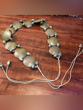 Vintage BoHo Hippie Festival CHIC Green Wooden Beaded Disc Sache Tie Bel…